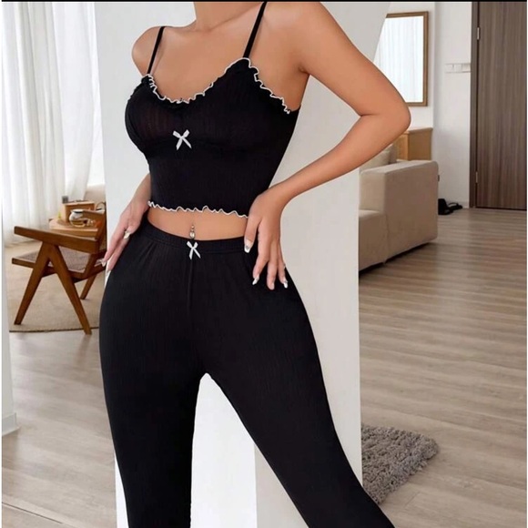 PJ set - Picture 4 of 7